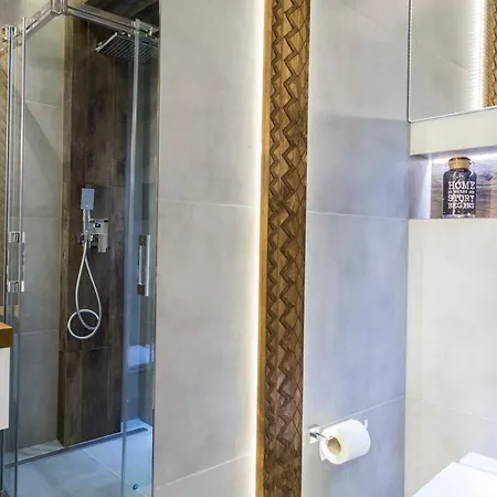 Szymaszkowa Five Stars Lägenhetshotell