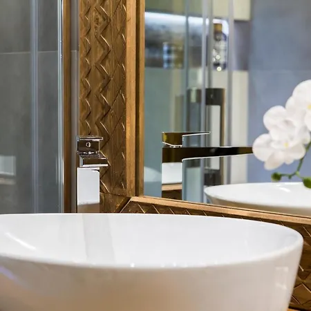 Five Stars Aparthotel