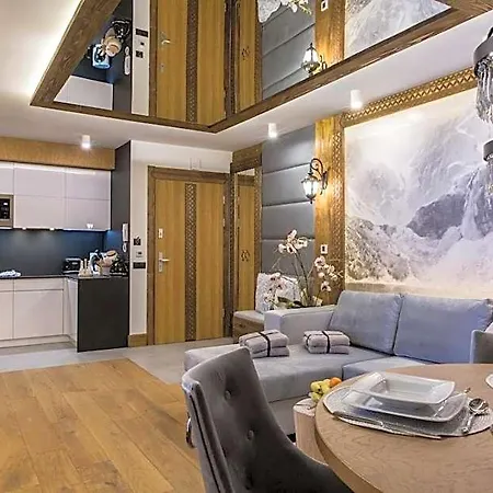 Szymaszkowa Five Stars
