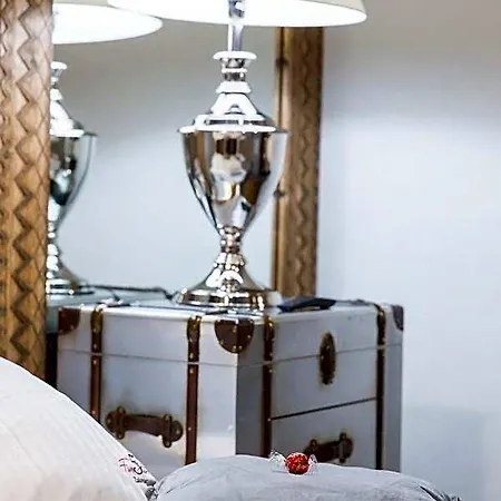Aparthotel Szymaszkowa Five Stars 4*